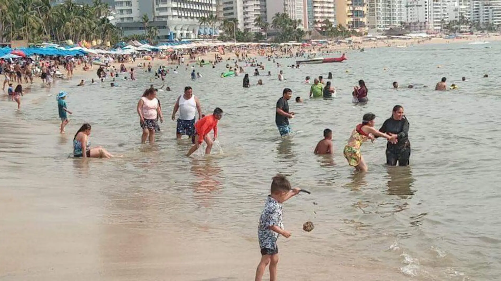 Turismo en playas de Acapulco 1